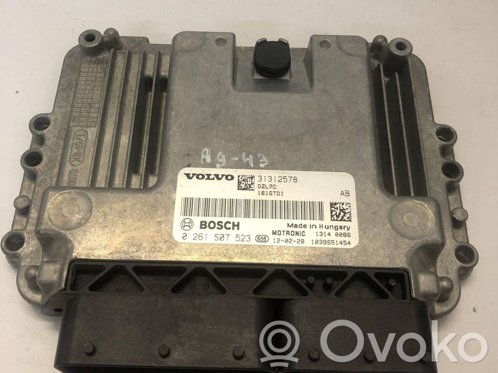 Volvo V60 Engine control unit/module 