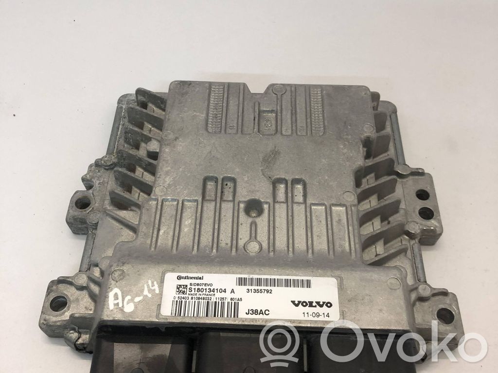 Volvo V60 Engine control unit/module 