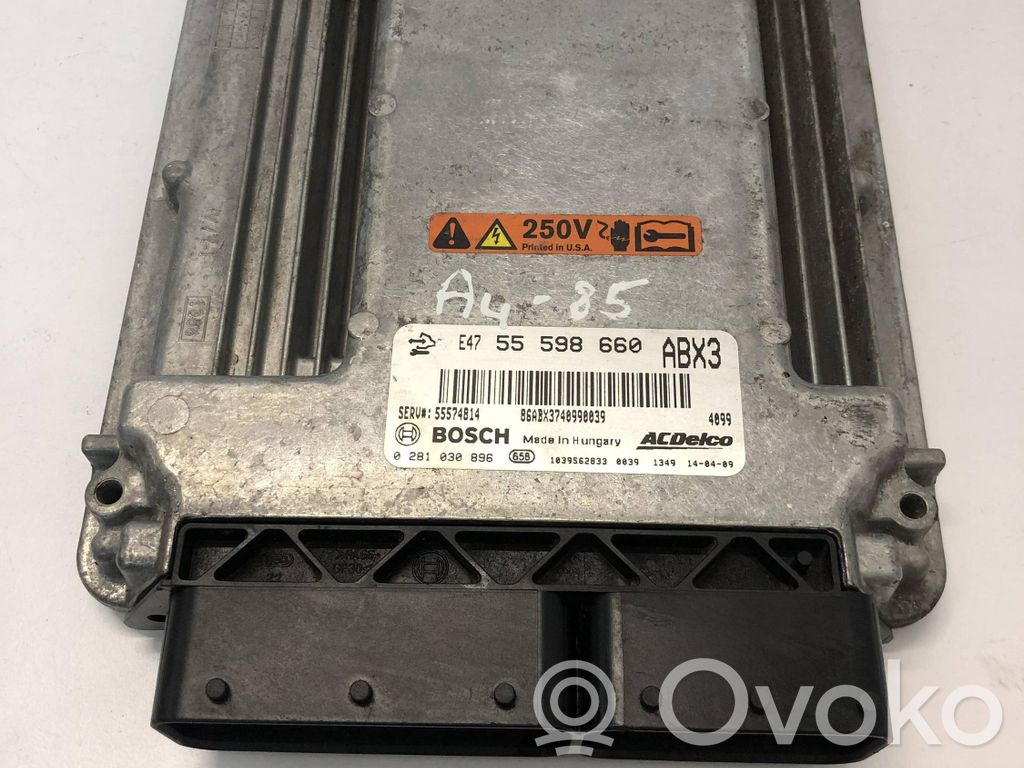 Opel Insignia A Engine control unit/module 