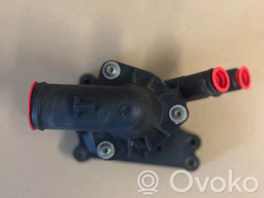 Ford Focus Termostaatin kotelo 