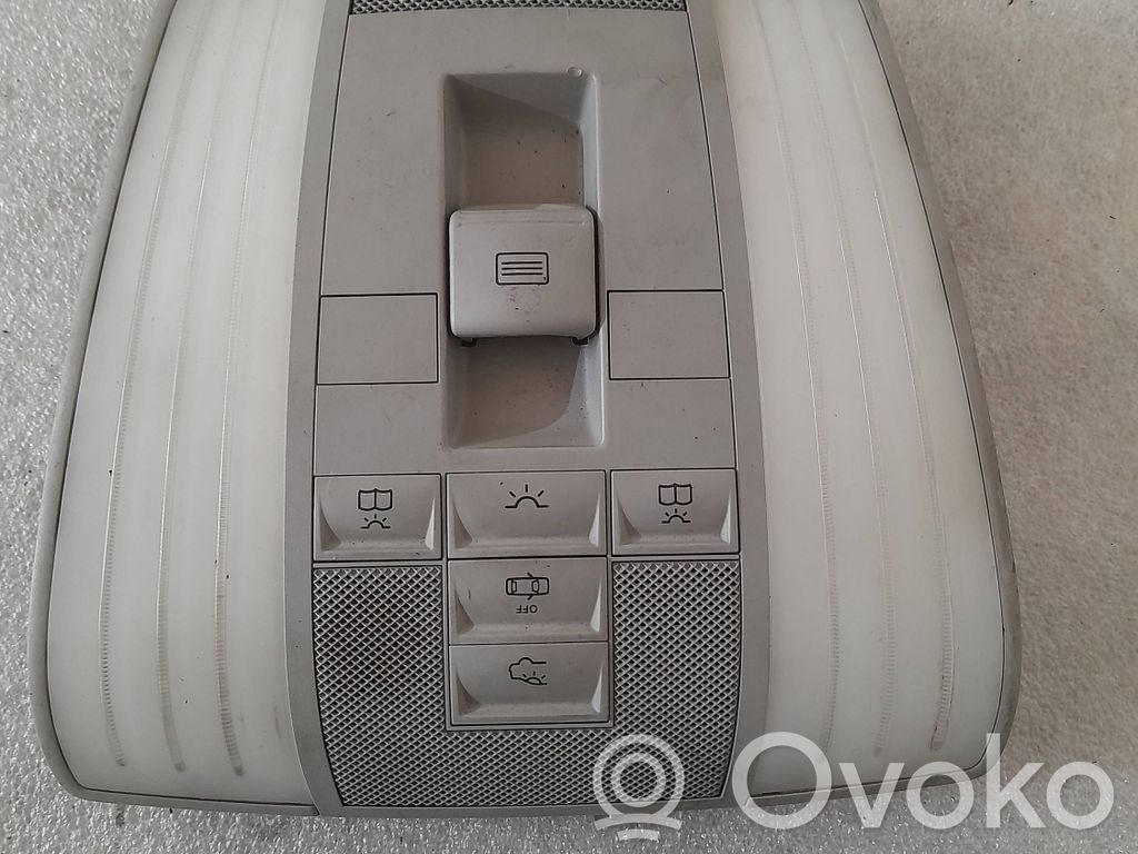 Mercedes-Benz E W212 Front seat light 