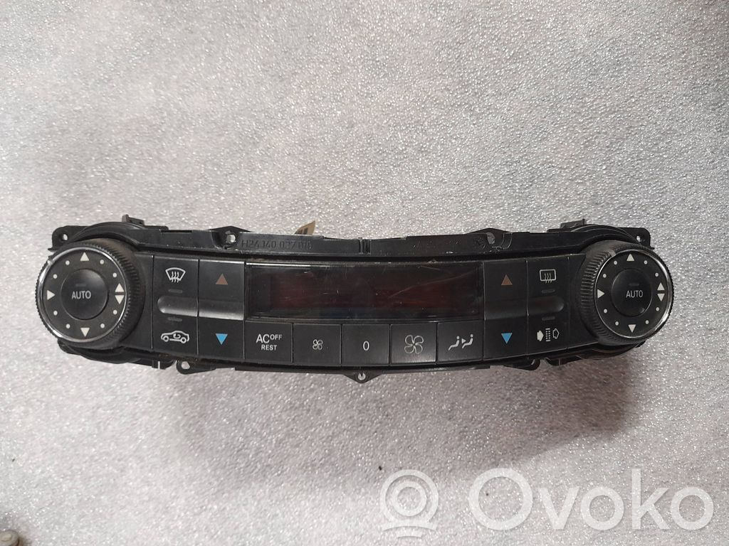 Mercedes-Benz E W211 Climate control unit 