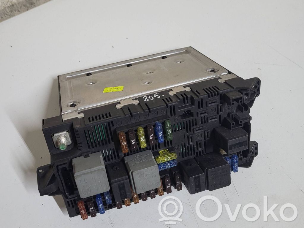 Mercedes-Benz E W211 Módulo de fusible 