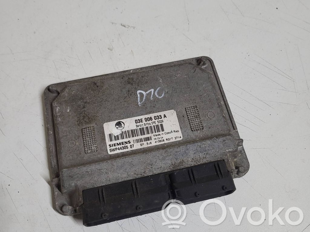 Engine control unit/module   03E906033A,5WP4430507