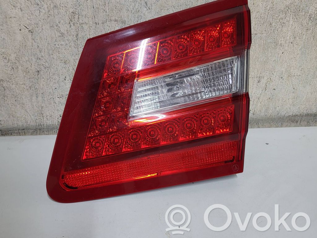 Mercedes-Benz E W212 Takaluukun takavalot 