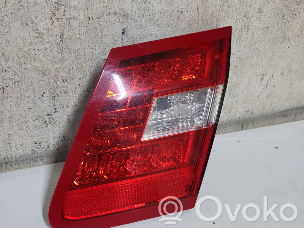 Mercedes-Benz E W212 Luci posteriori del portellone del bagagliaio 