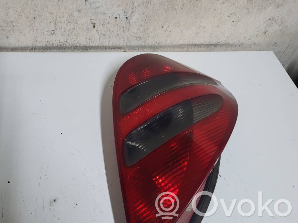 Mercedes-Benz A W169 Lampă spate în caroserie 