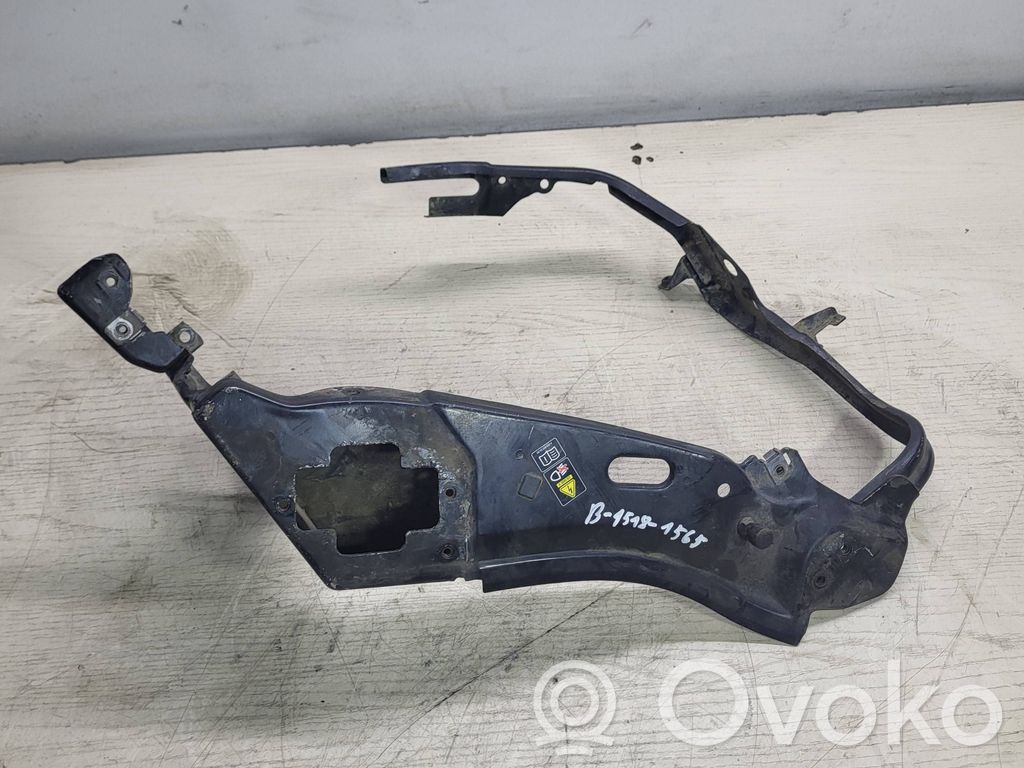 Mercedes-Benz C W204 Headlight/headlamp mounting bracket 