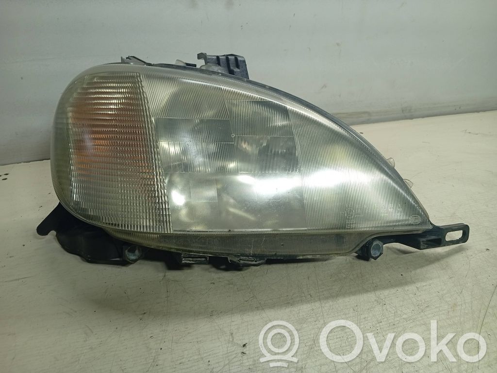 Mercedes-Benz ML W163 Lampa przednia 