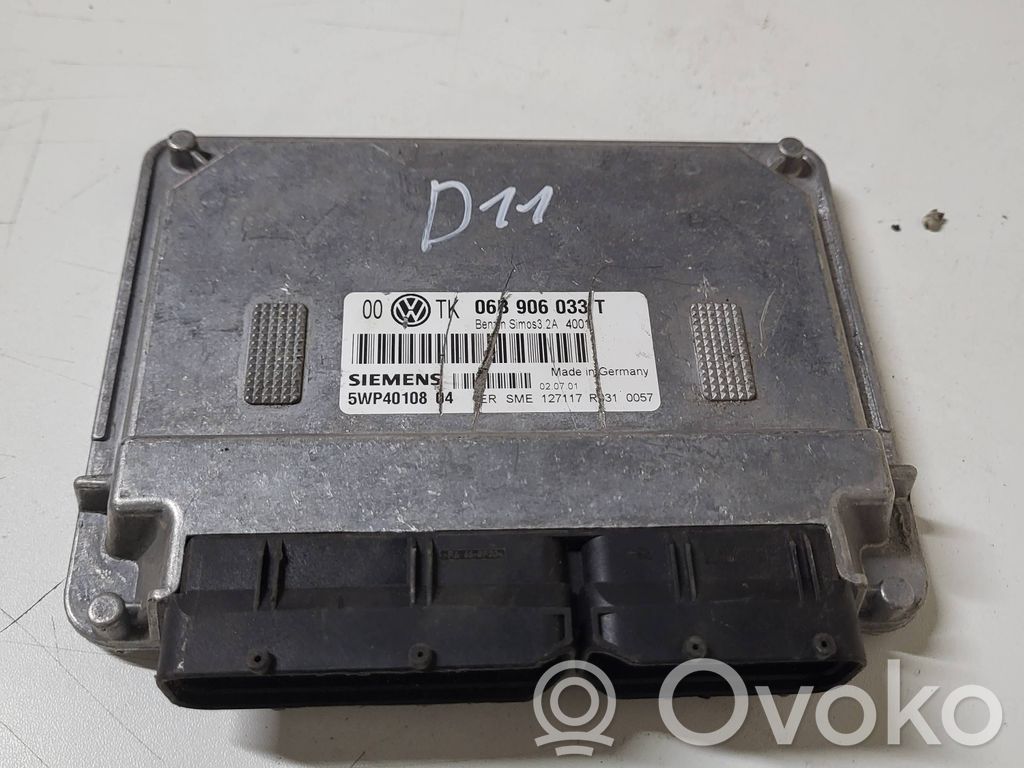 Volkswagen PASSAT B5 Engine control unit/module 