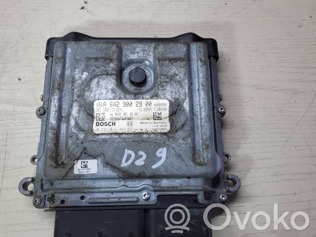 Mercedes-Benz E C207 W207 Engine control unit/module 