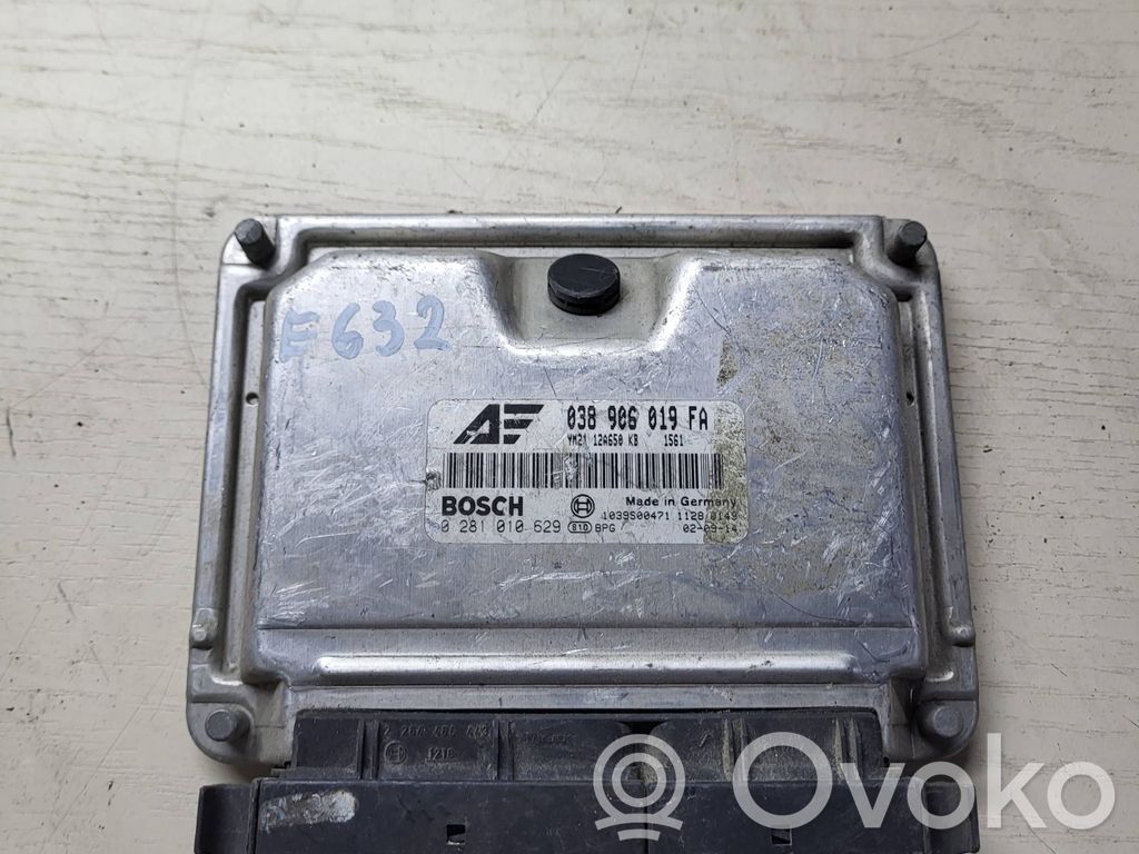 Volkswagen PASSAT B5 Sterownik / Moduł ECU 