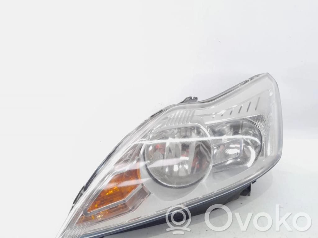 Headlight/headlamp   100752299