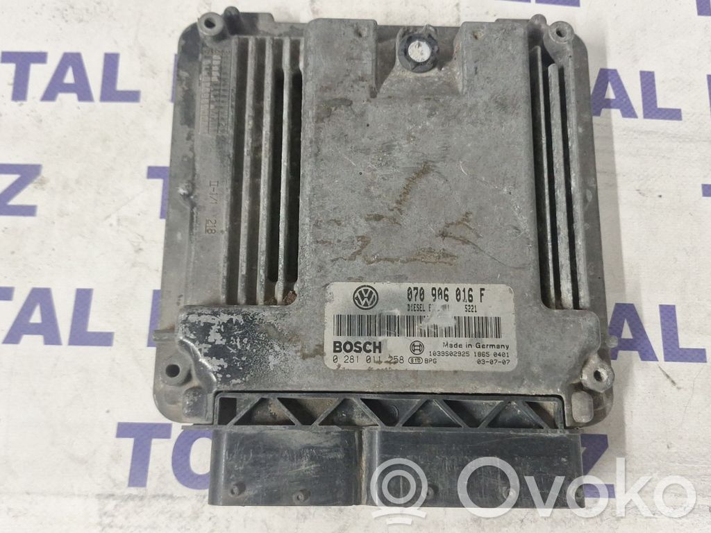 Engine control unit/module   070906016F,0281011258,1039S02925