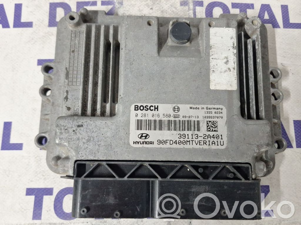Hyundai i30 Engine control unit/module 