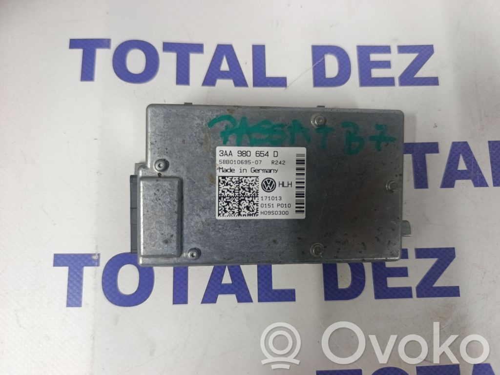 Volkswagen PASSAT B7 Kamera szyby przedniej / czołowej 