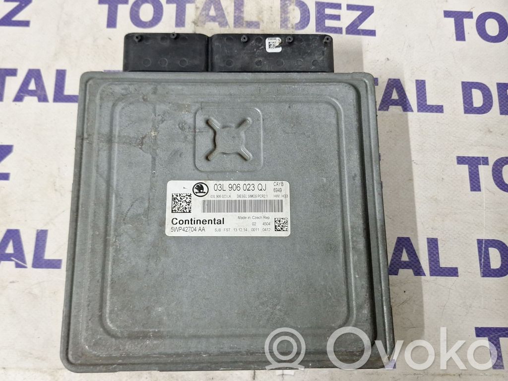 Skoda Fabia Mk2 (5J) Engine control unit/module 