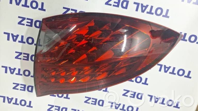 Porsche Cayenne (92A) Lampă spate în caroserie 