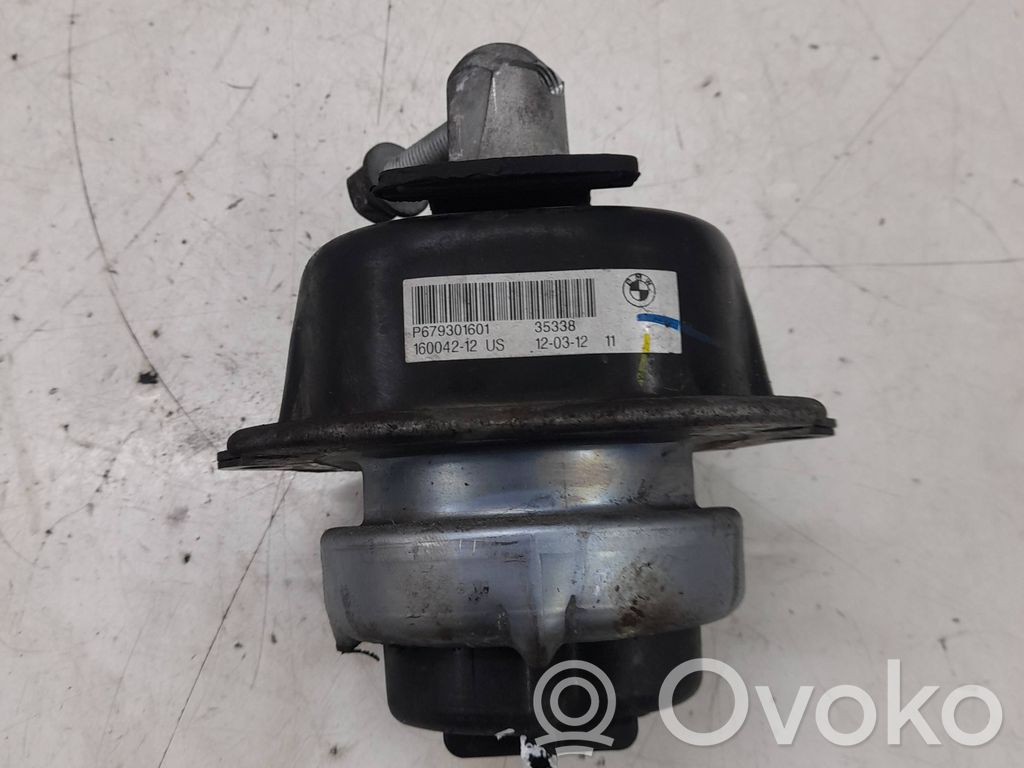 BMW X5 E70 Engine mount bracket 