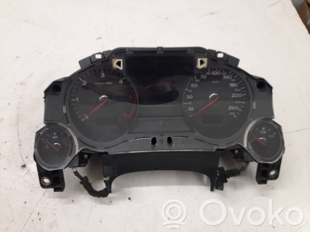 Audi A8 S8 D3 4E Speedometer (instrument cluster) 