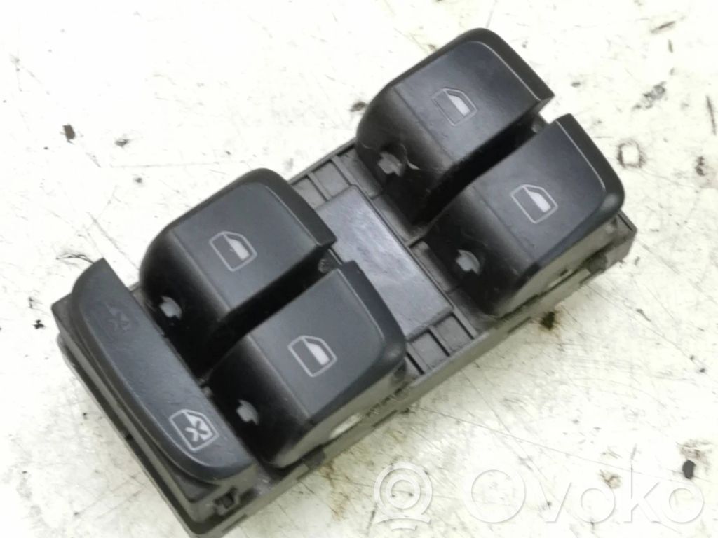 Audi A4 S4 B8 8K Electric window control switch 