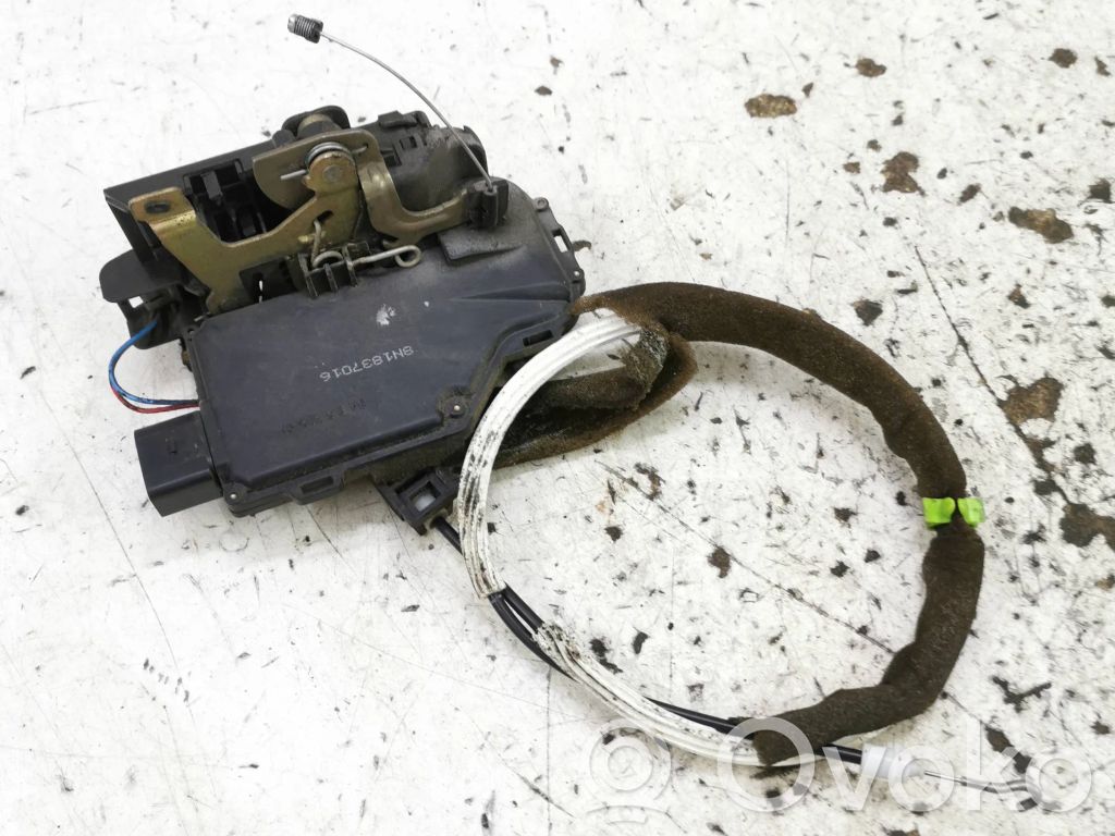 Audi TT Mk1 Front door lock 