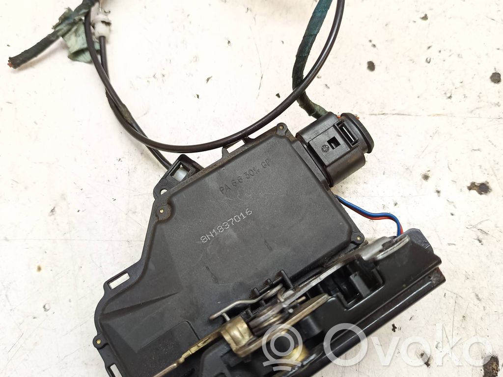 Audi TT Mk1 Front door lock 