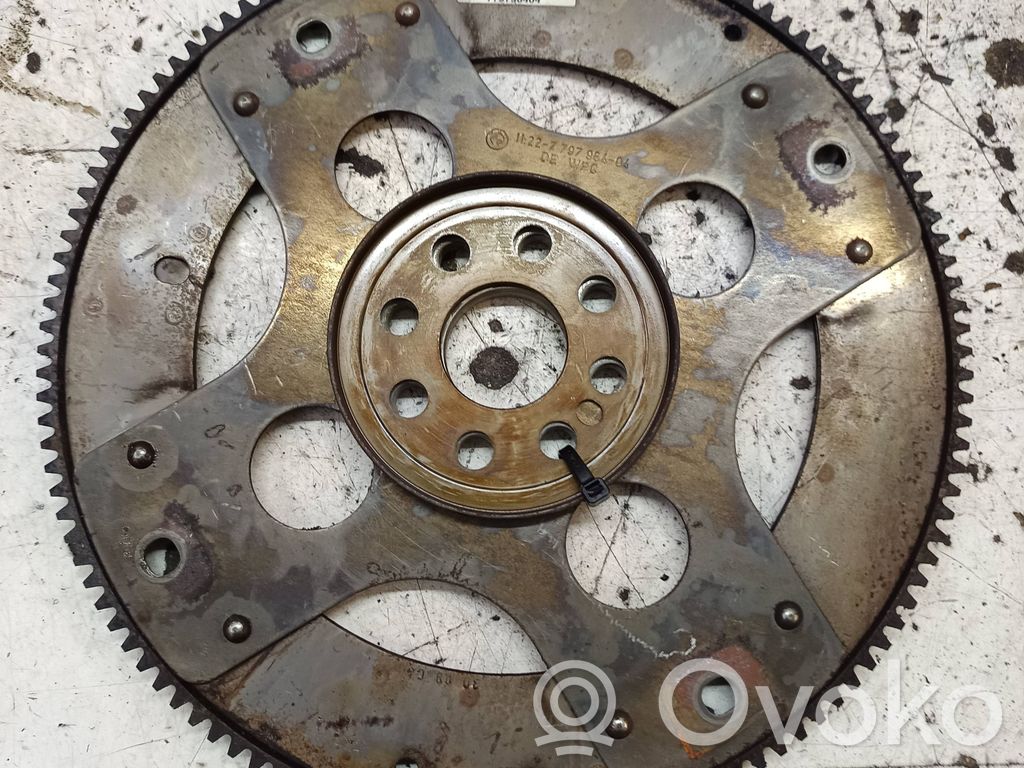 Vauhtipyörä   779796404