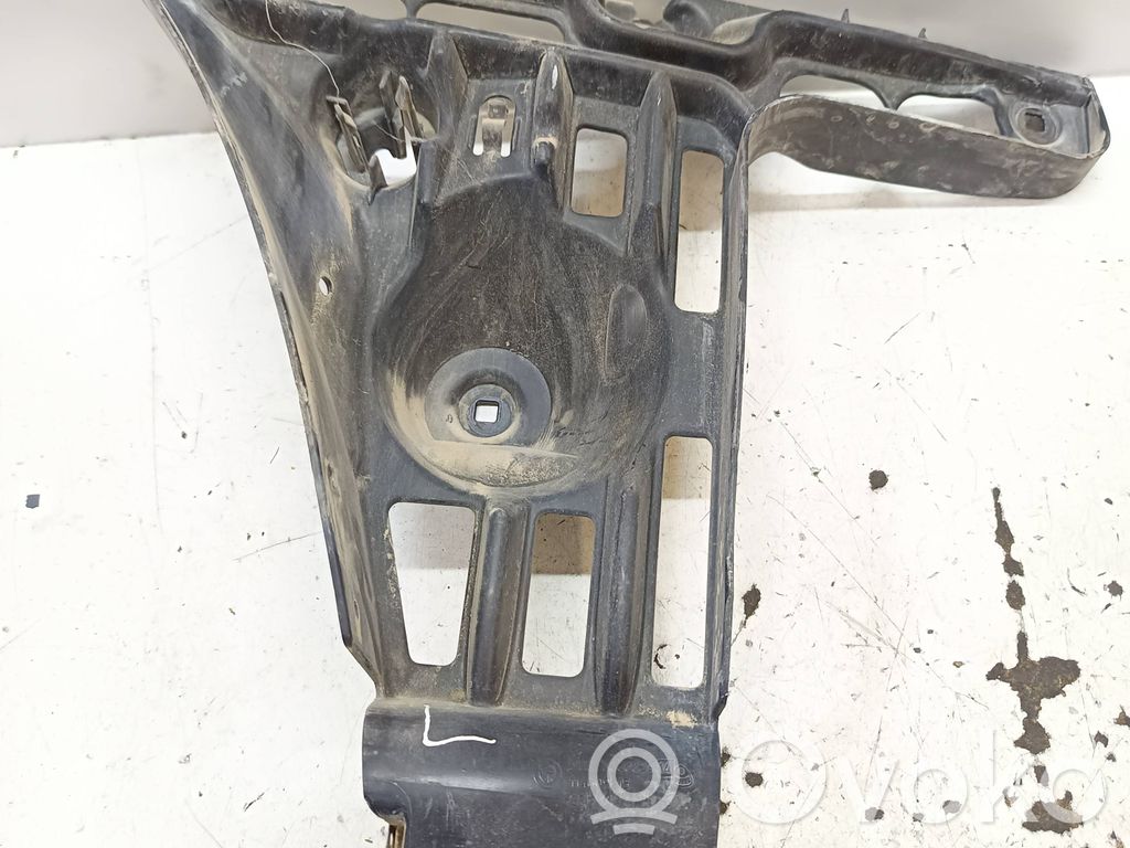 Rear bumper mounting bracket   7008839,09H15