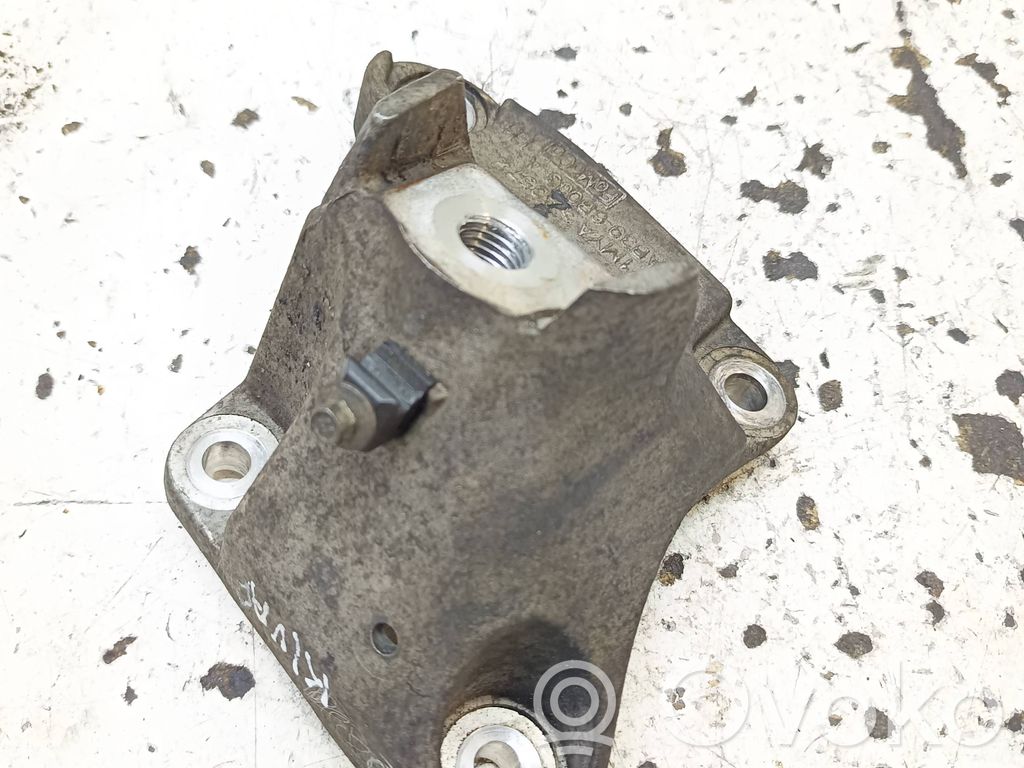 Ford Ranger Engine mounting bracket 