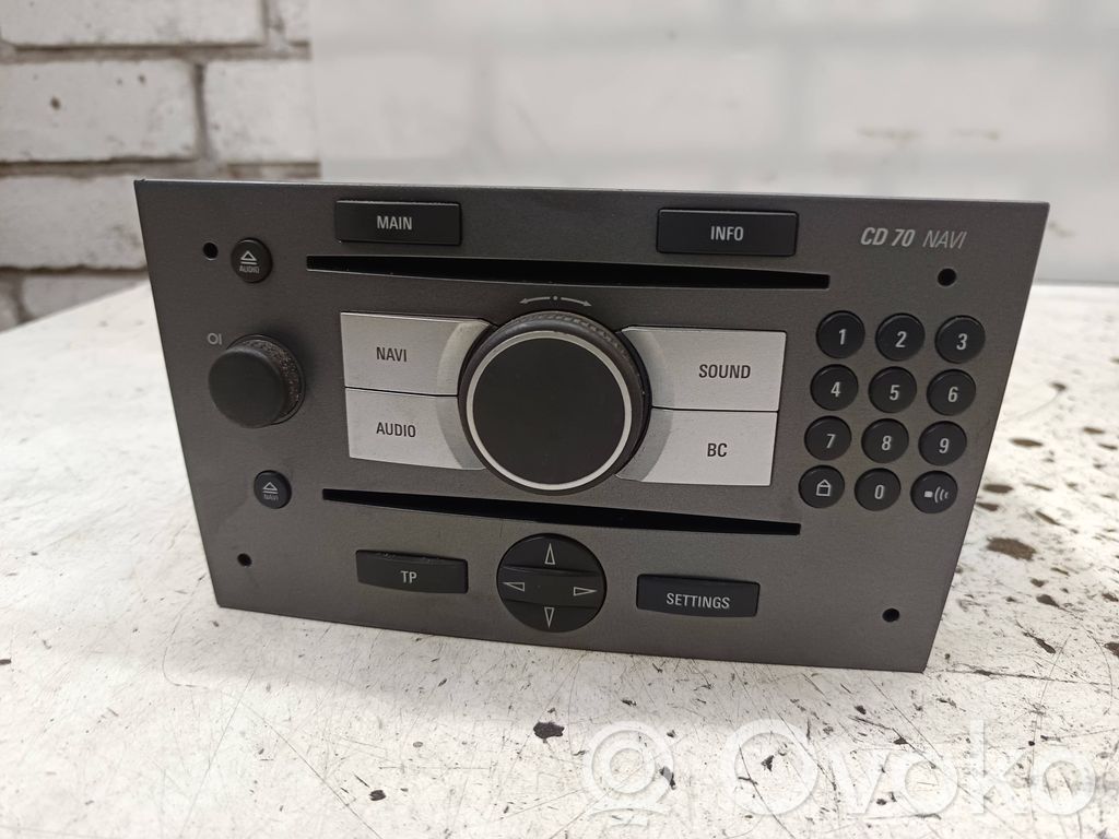Opel Vectra C Panel / Radioodtwarzacz CD/DVD/GPS 