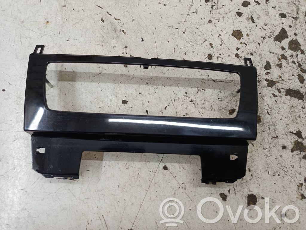 BMW X1 E84 Radio/GPS head unit trim 