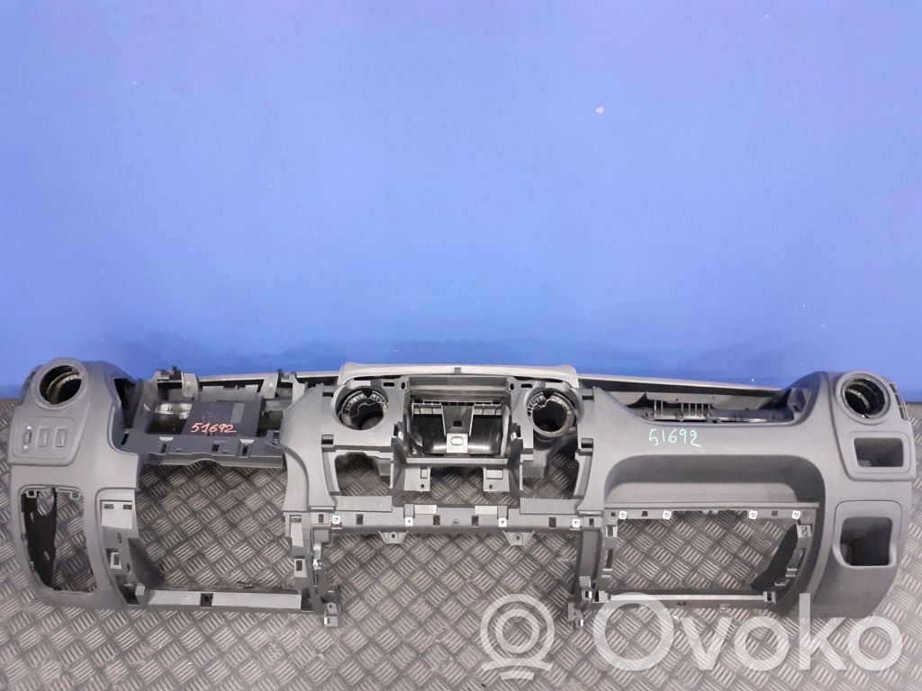 Panel de instrumentos   681000035R