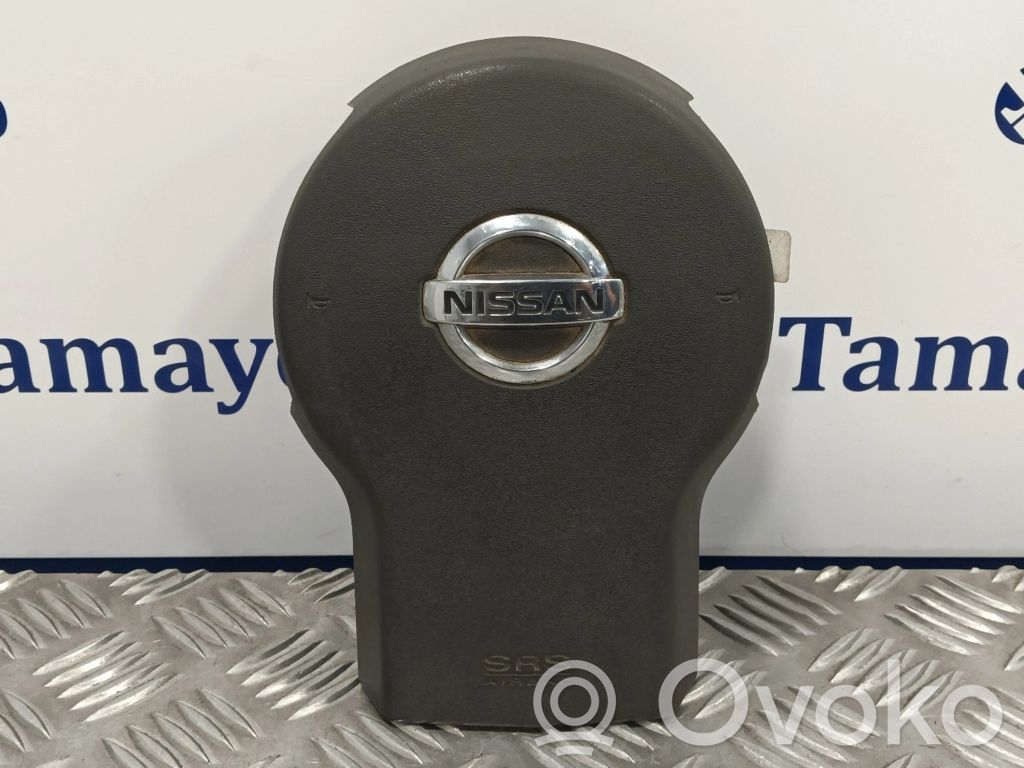 Nissan Navara Ohjauspyörän turvatyyny 