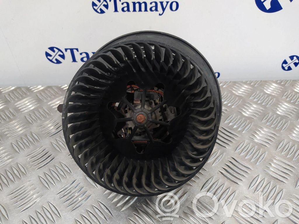 BMW X1 E84 Mazā radiatora ventilators 