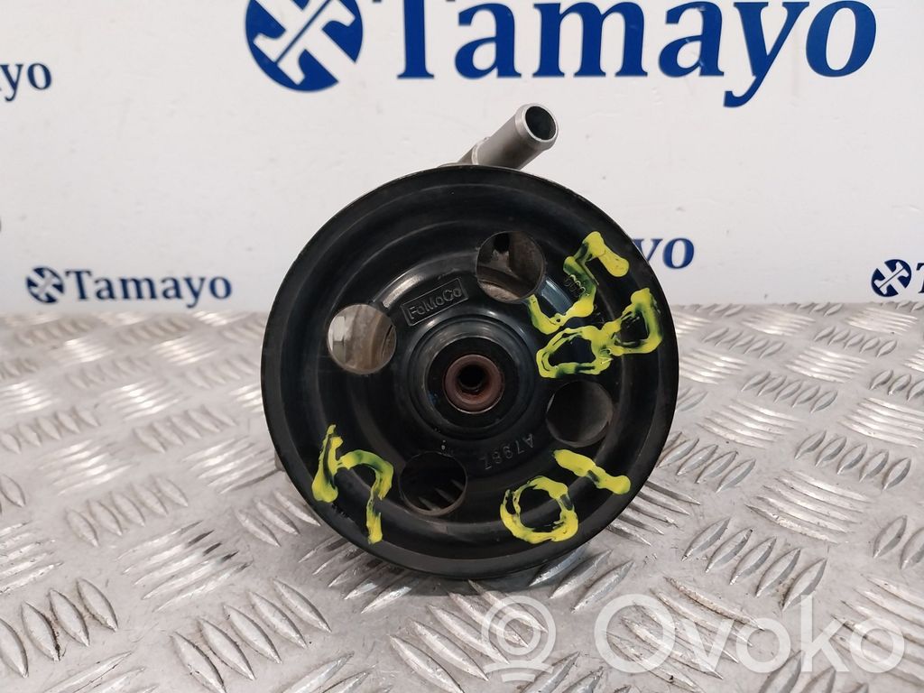 Ford Mondeo MK IV Ohjaustehostimen pumppu 