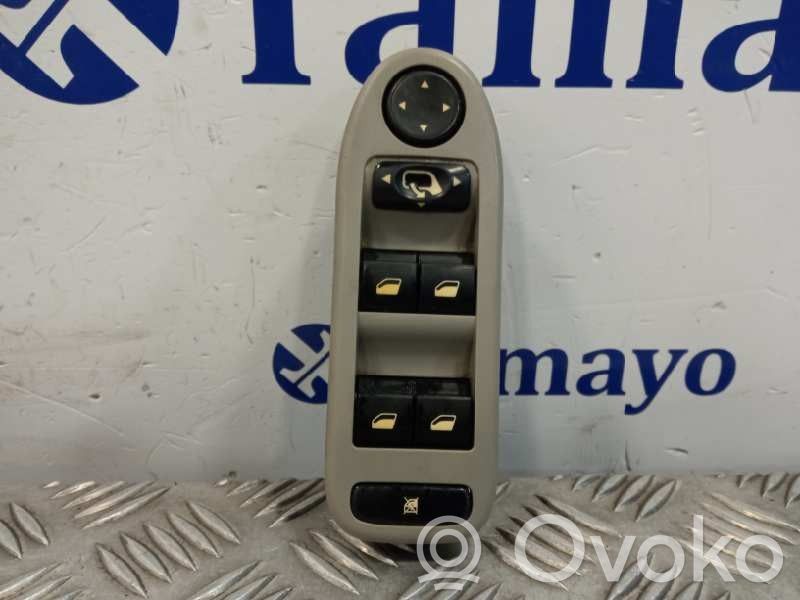 Citroen C5 Electric window control switch 