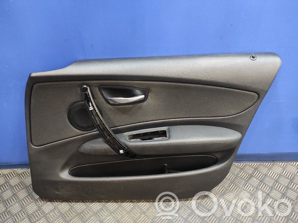 BMW 1 E81 E87 Front door card panel trim 