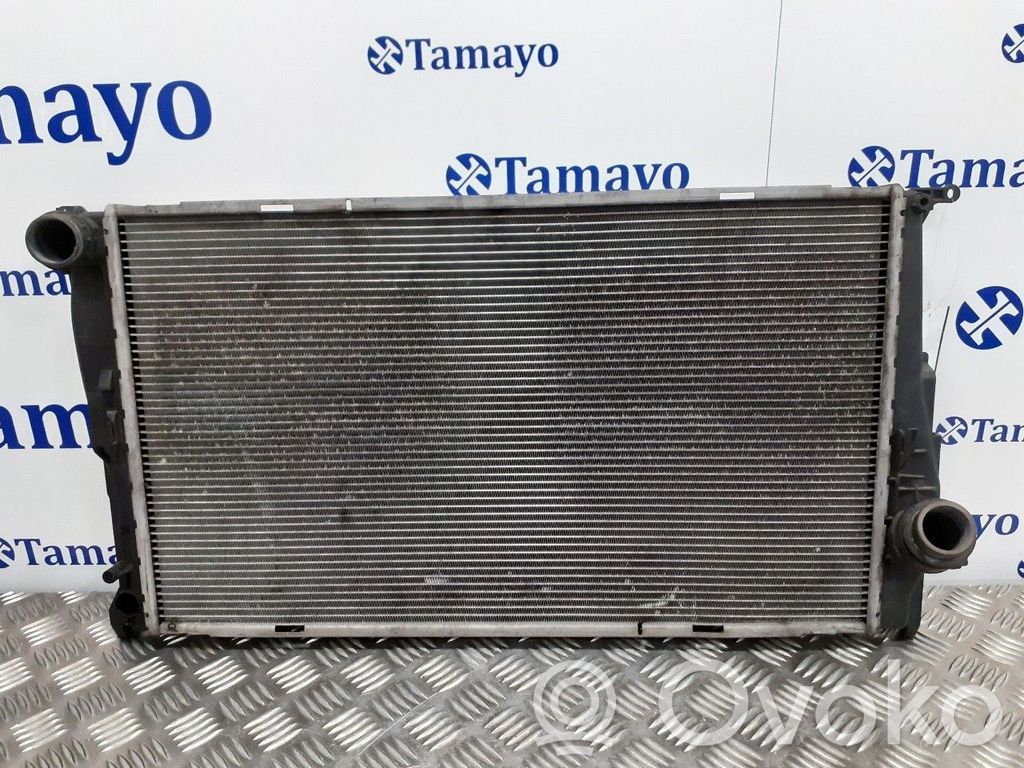 BMW 3 E90 E91 Dzesēšanas šķidruma radiators 