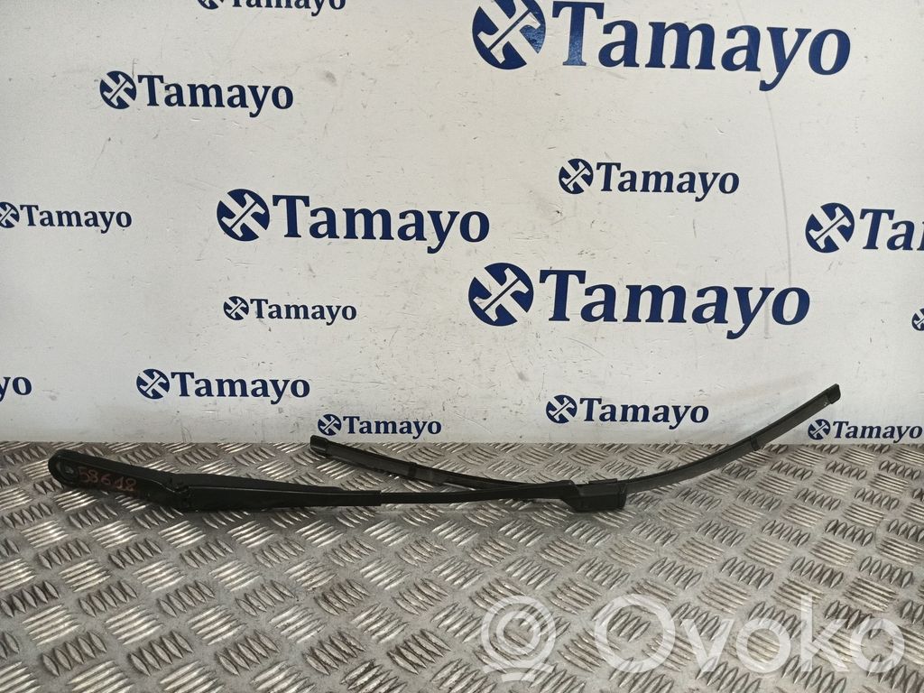 BMW 2 F46 Ramię wycieraczki szyby przedniej / czołowej 