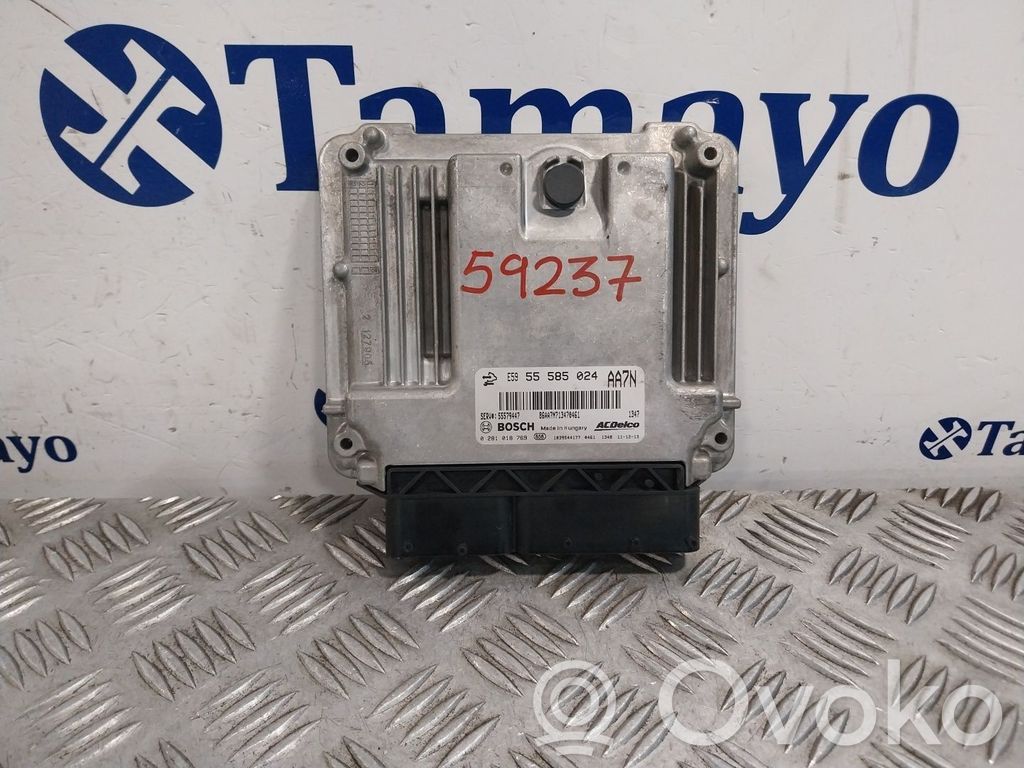 Opel Astra H Engine control unit/module 