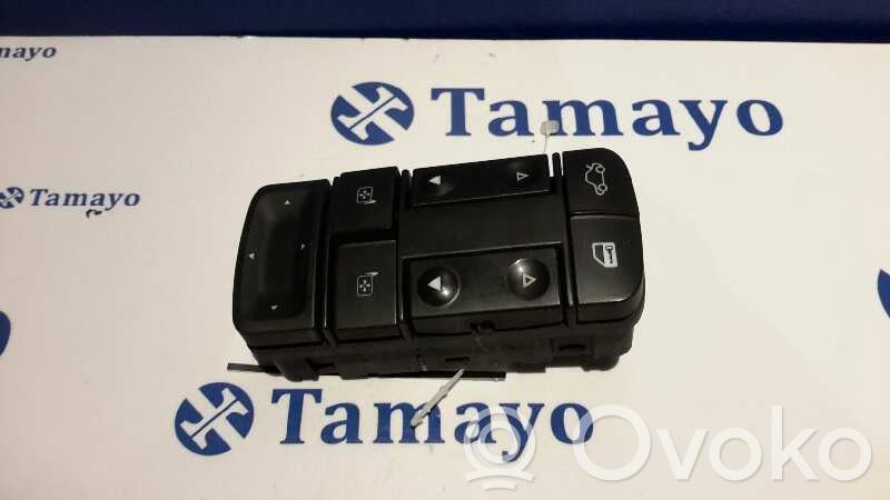 Przyciski szyb   09185952