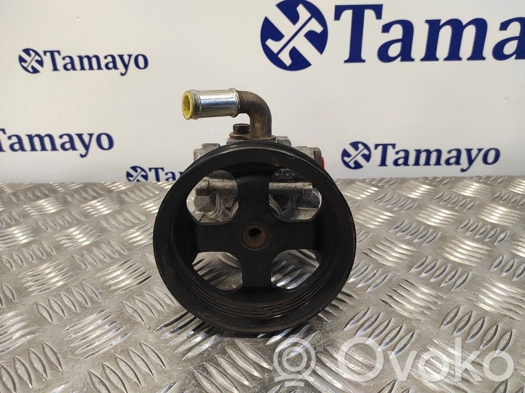 Ohjaustehostimen pumppu   2T143A696AE