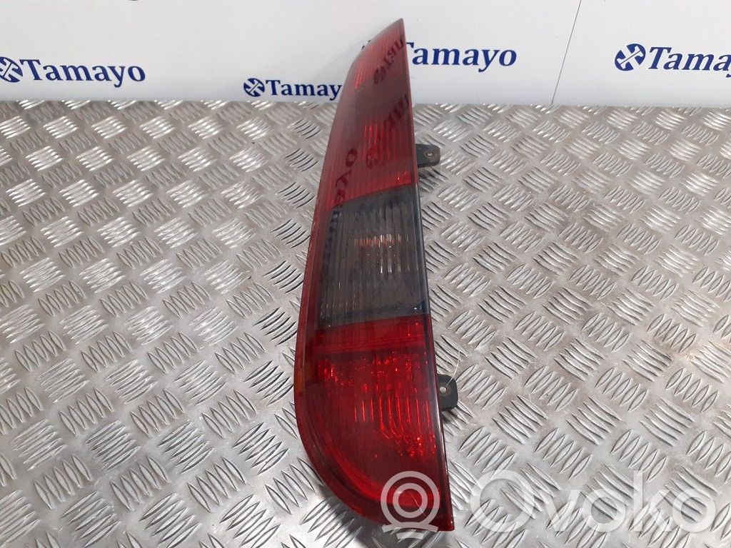 Luz trasera/de freno   4M5113N004C