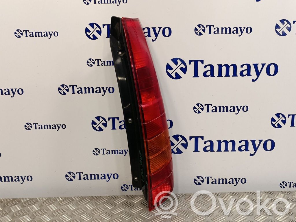 Mitsubishi Space Wagon Lampă spate în caroserie 
