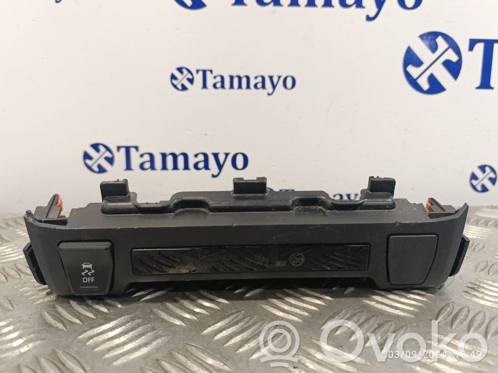 Toyota RAV 4 (XA50) Przyciski multifunkcyjne 