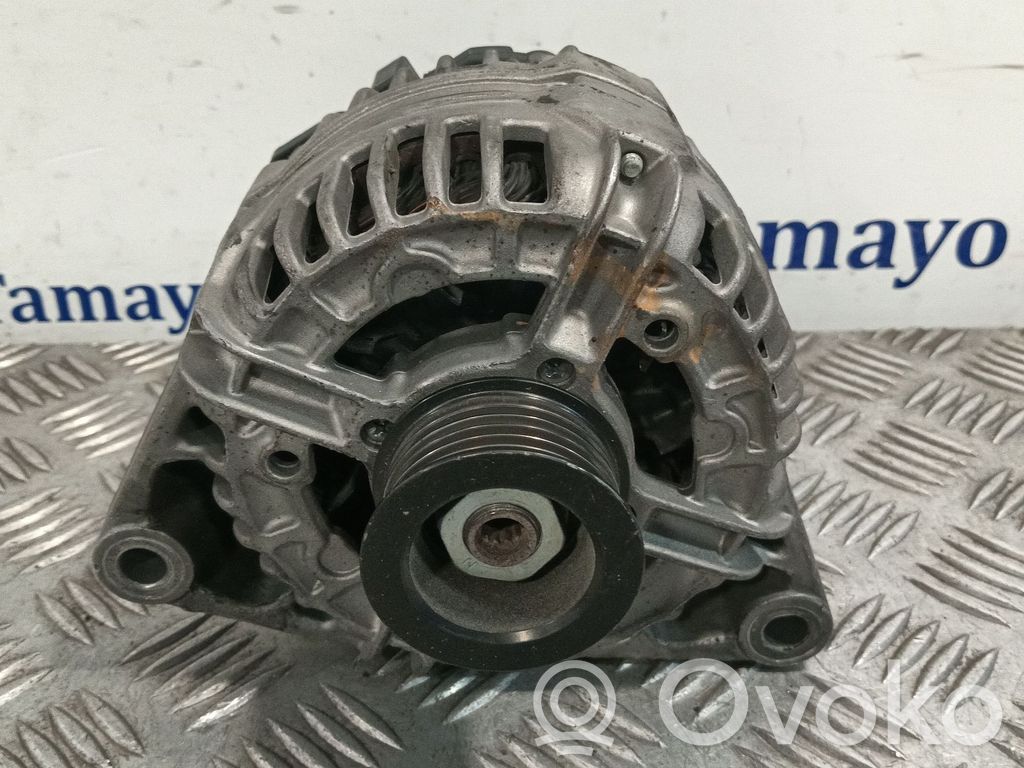 Opel Frontera B Generator/alternator 