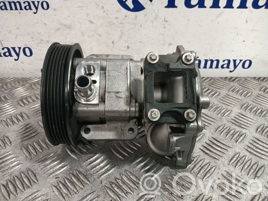 BMW 3 E46 Ohjaustehostimen pumppu 