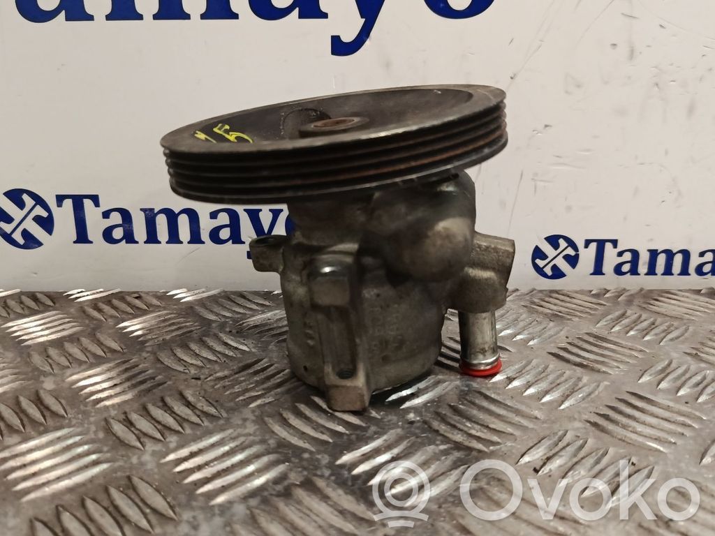 Renault Clio I Power steering pump 