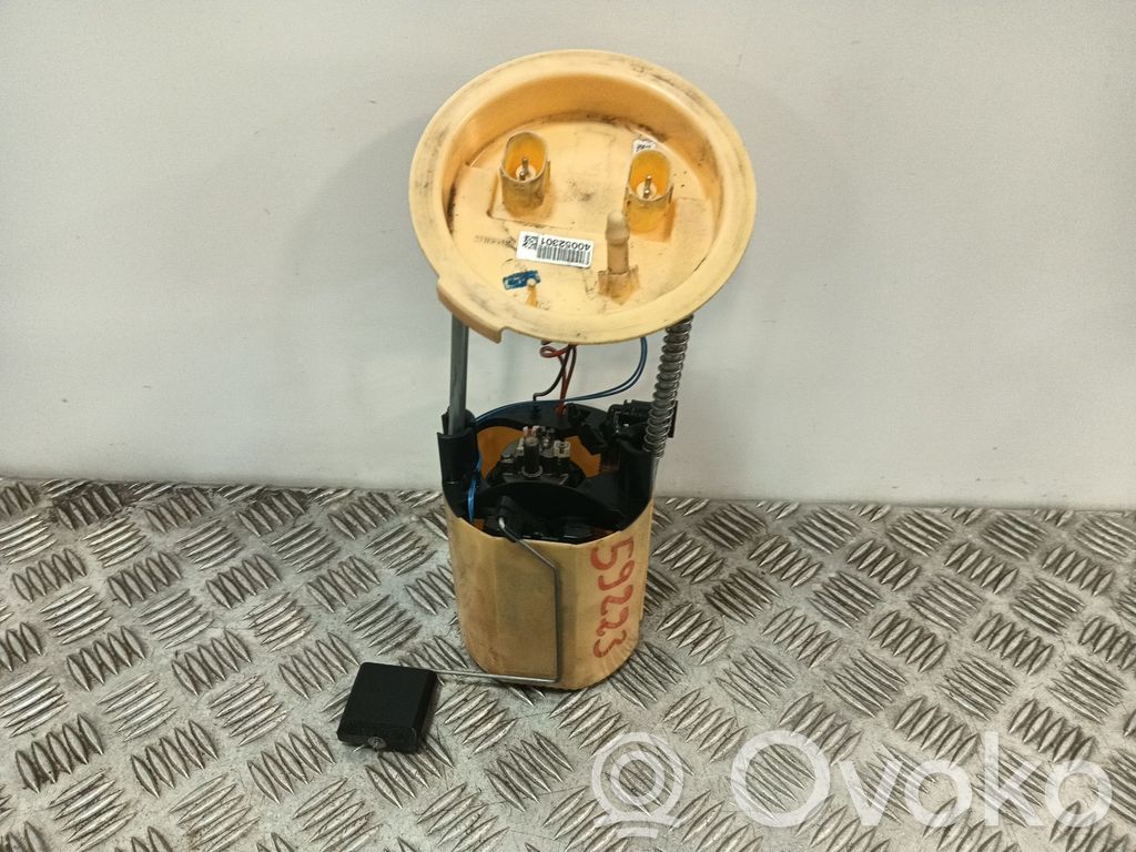 BMW 1 E81 E87 Bomba interna de combustible 